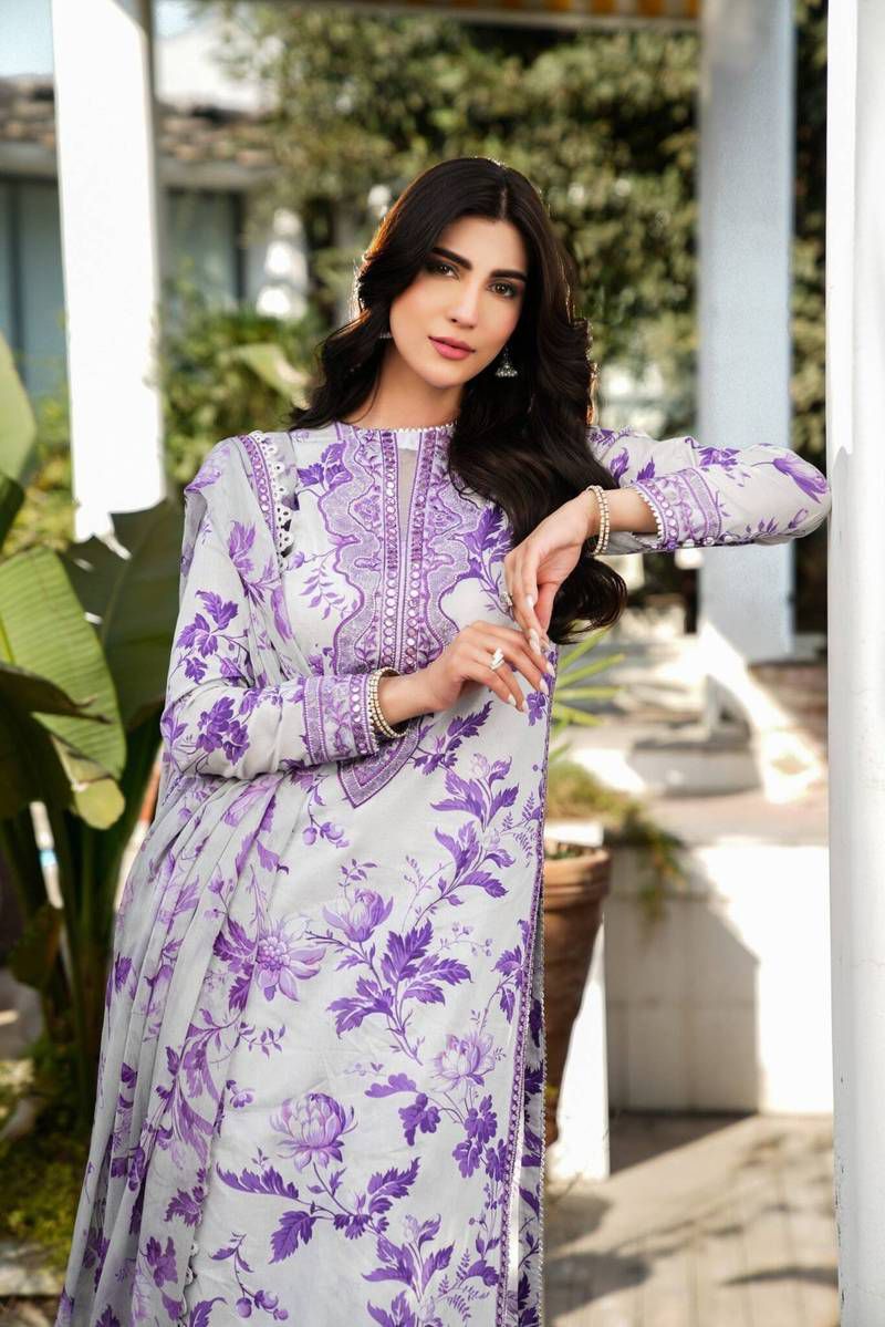 Unstitched Linen 3PC