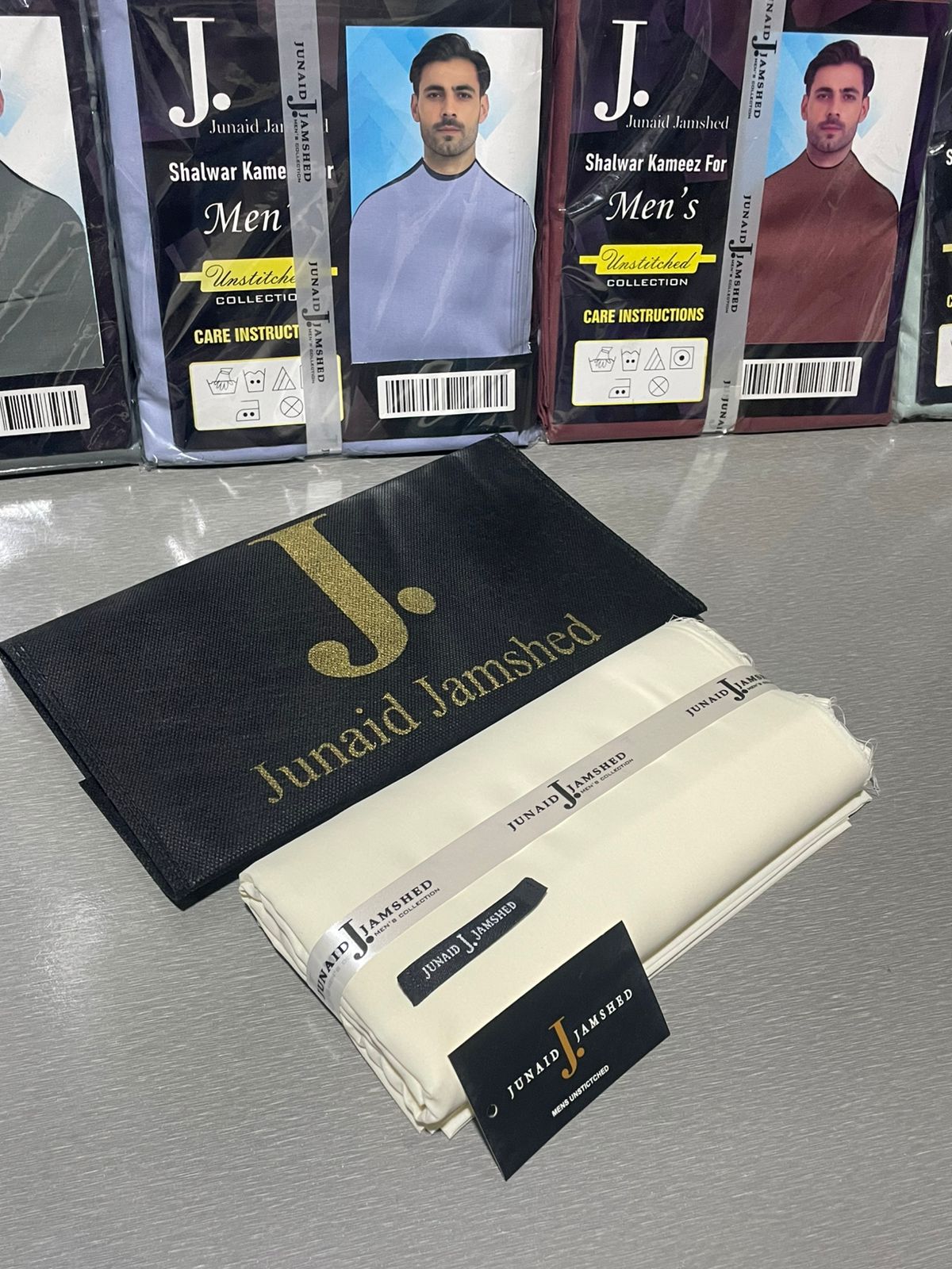 JUNAID JAMSHED ( CREAM ) MEN Unstitched Summer Wash & Wear