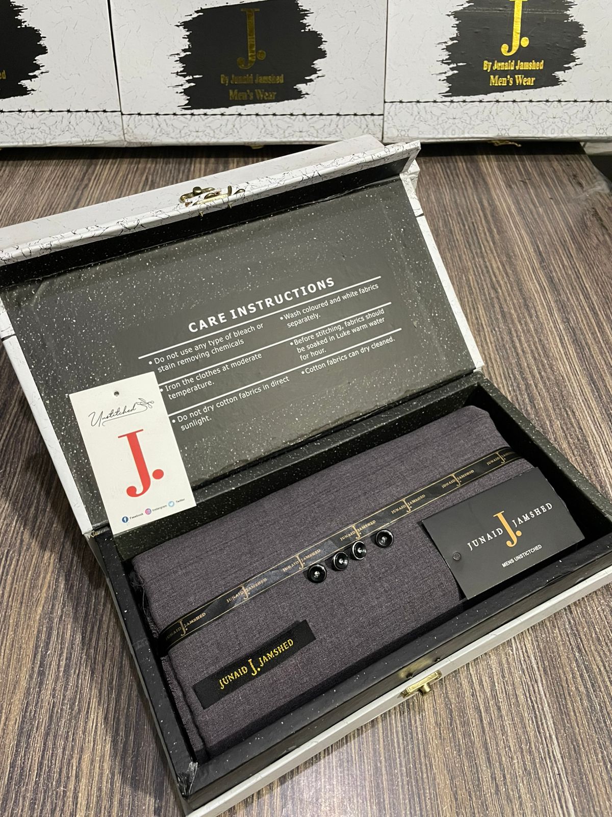 JUNAID JAMSHED ( HEAVY ) MEN Unstitched ( DOUBLE TUNE ) 4-SEASON Wash & Wear