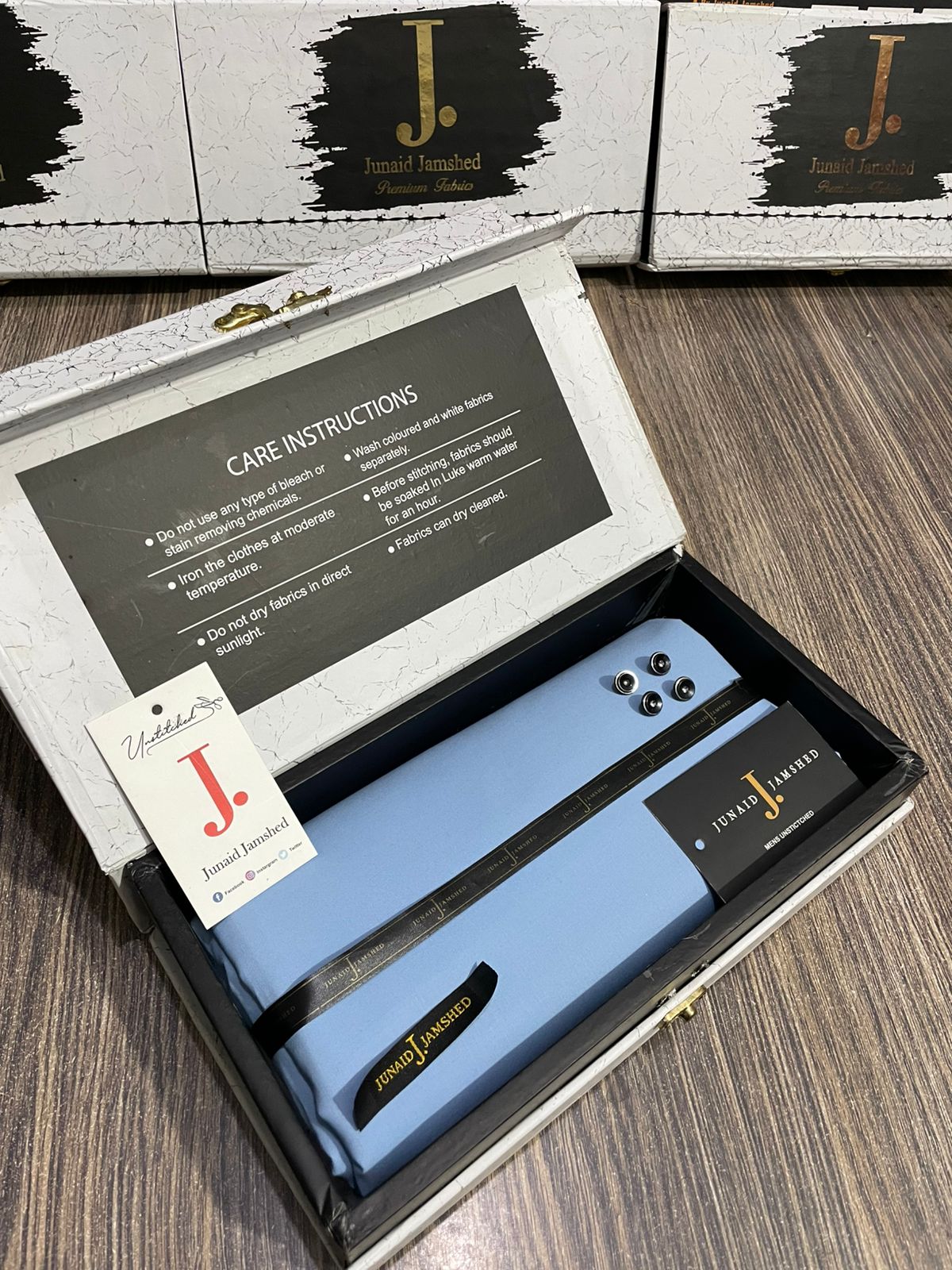 JUNAID JAMSHED ( SKY BLUE ) MEN Unstitched 4-Season Wash & Wear